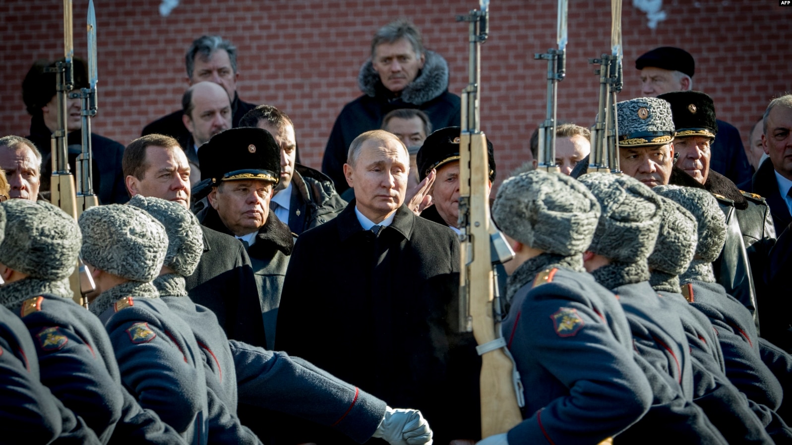 Putin Increases Russian Army Headcount to Over 2 Million