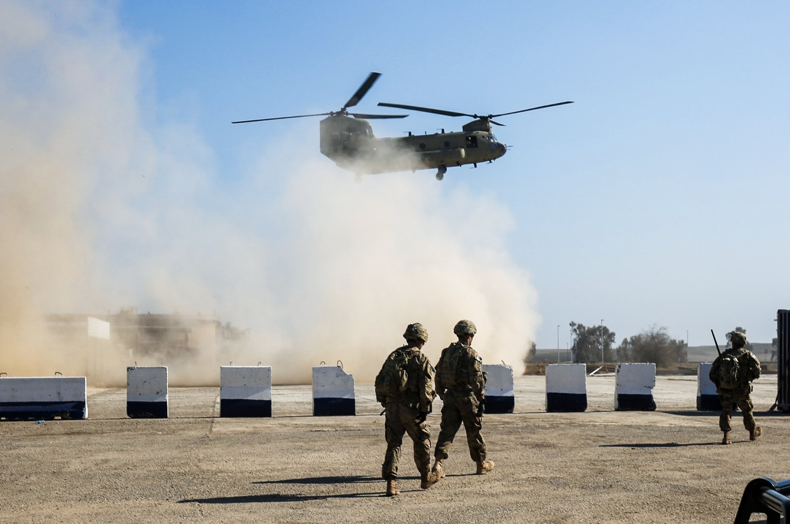 Iraq PM Backs Continued US Troop Presence