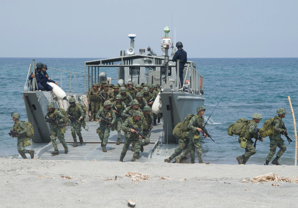 US, Philippines Vow to Boost Security Ties to Address ‘Flashpoints’