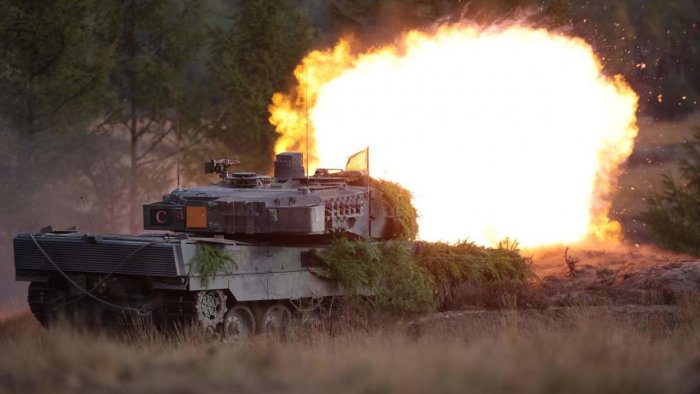 Russian Missiles Kill 11 in Ukraine After Tank Pledge