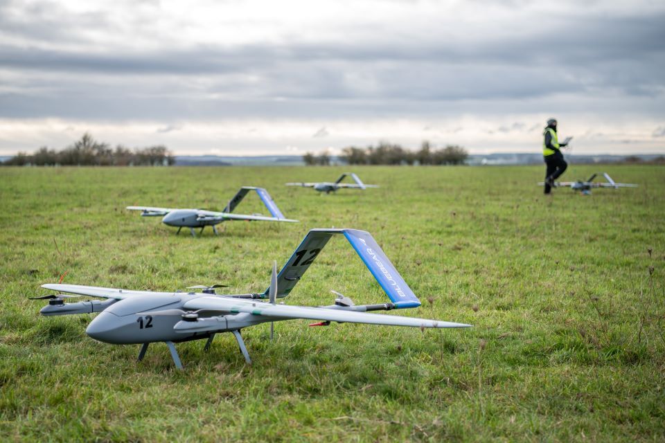 UK, US, Australia Jointly Test AI-Enabled Drone Swarm