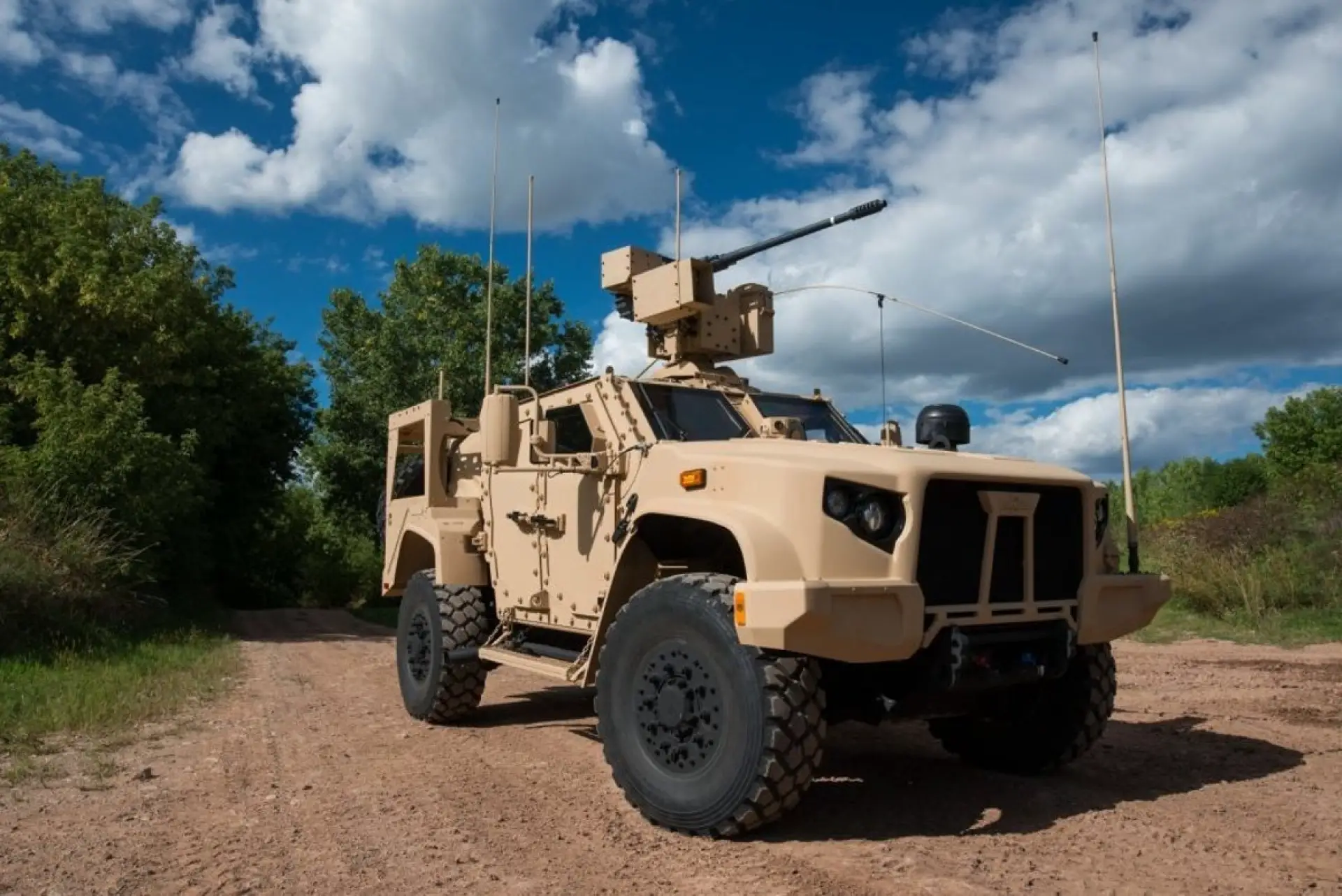 Slovakia Orders 160 Joint Light Tactical Vehicles From Oshkosh