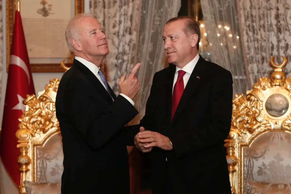Biden Thanks Erdogan for Sweden Decision, Backs F-16s Sale